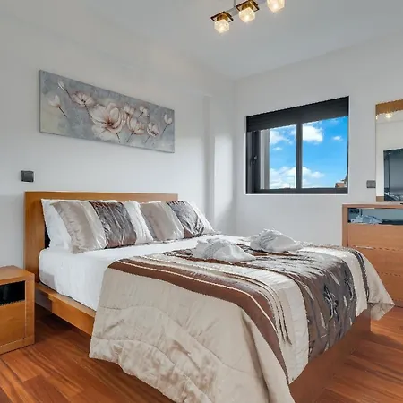 Studio Fuer 3 Personen Und 1 Kind In So Martinho, Madeira Und Umgebung * Funchal (Madeira)