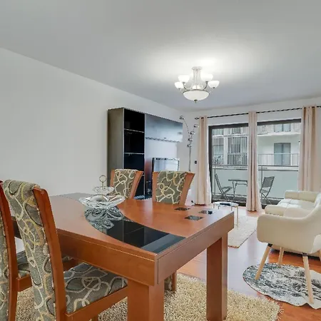 Apartment Studio Fuer 3 Personen Und 1 Kind In So Martinho, Madeira Und Umgebung